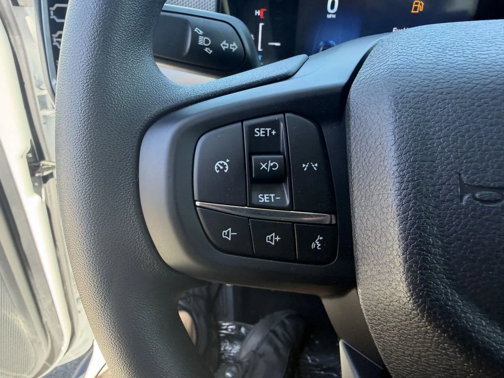 New 2025 Oxford White Ford XL image 27