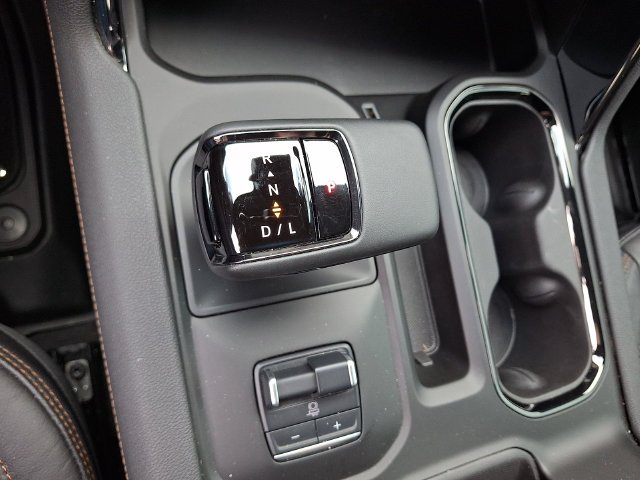 Used 2023 Blue GMC AT4 image 15
