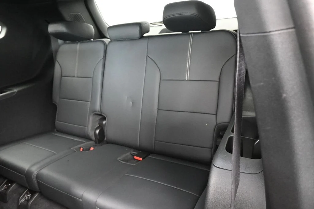 Used 2024 Volcanic Red Tintcoat GMC Elevation image 37