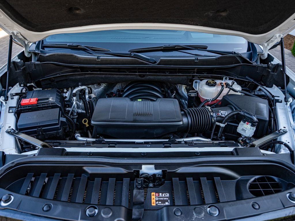 Used 2024 Summit White Chevrolet ZR2 image 32