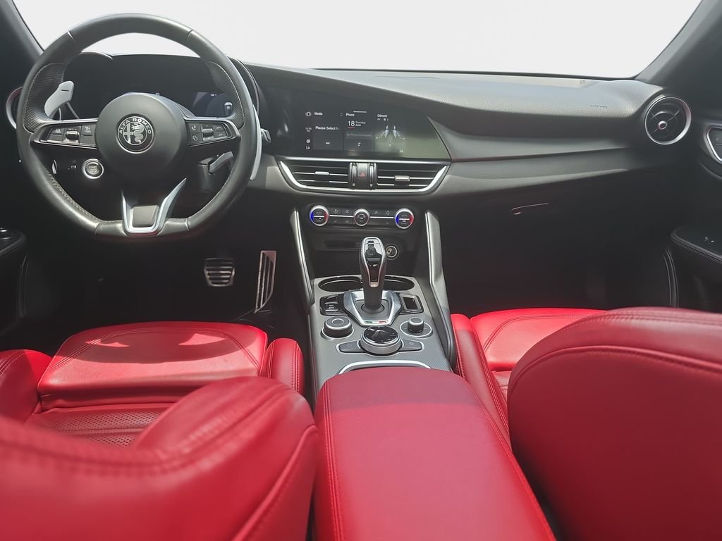 Used 2024 White Alfa Romeo Veloce image 12