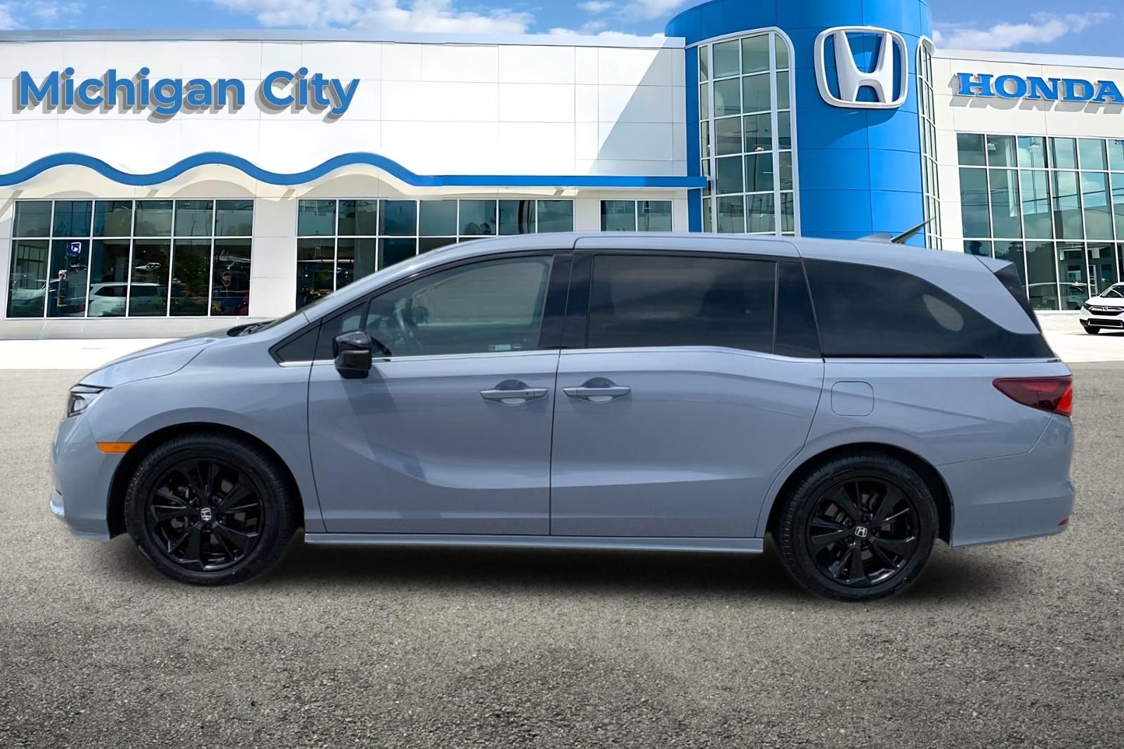 Certified Used 2023 Gray Honda Sport image 2
