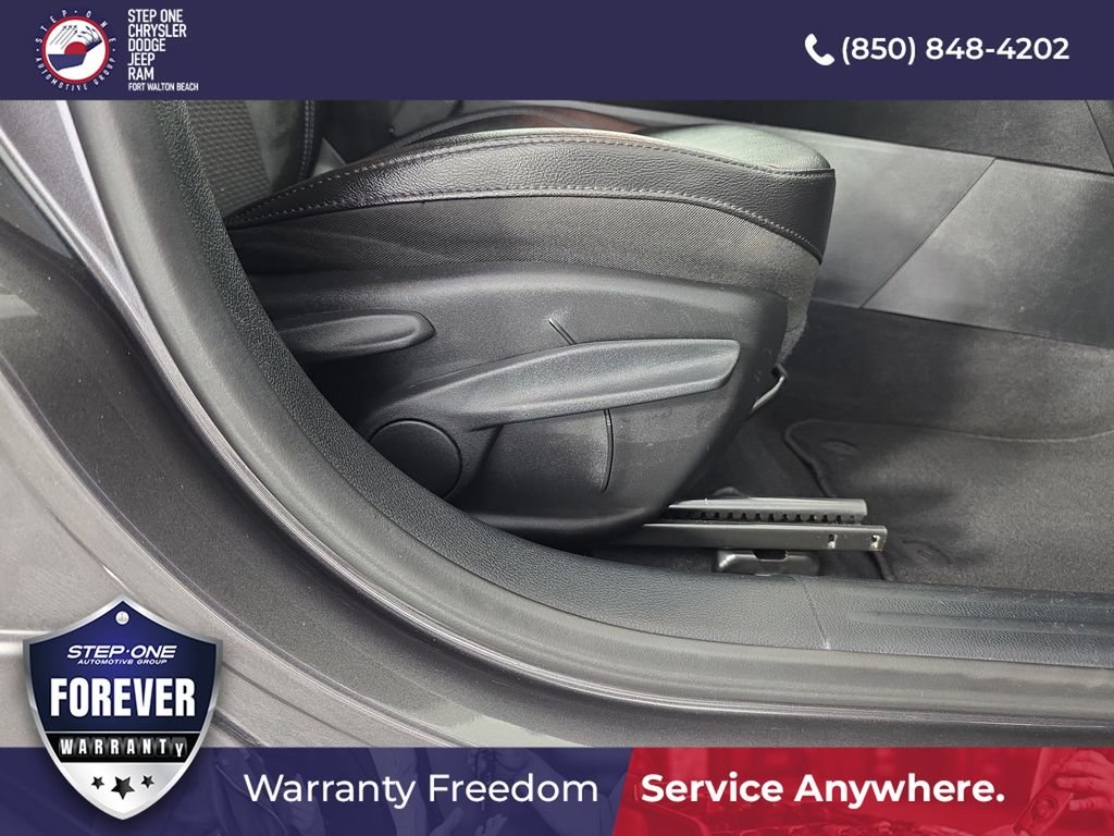 Used 2024 Gray Jeep Latitude image 35