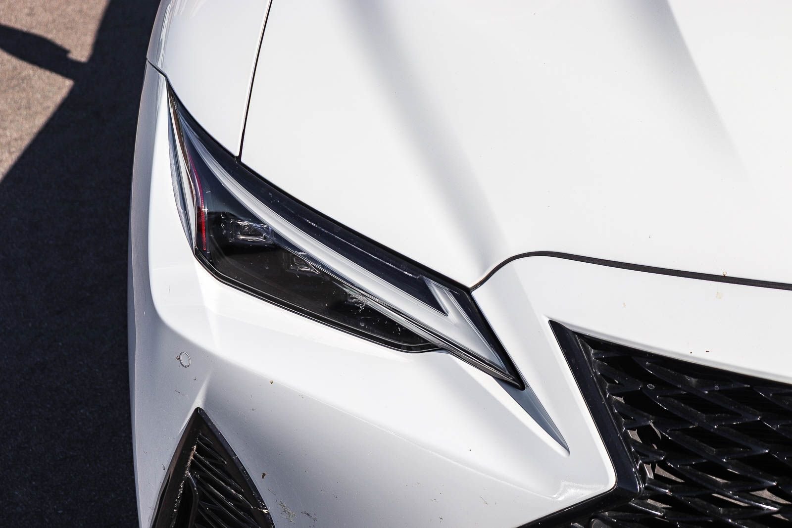 Used 2023 White Lexus 500 F SPORT Performance Premium image 11