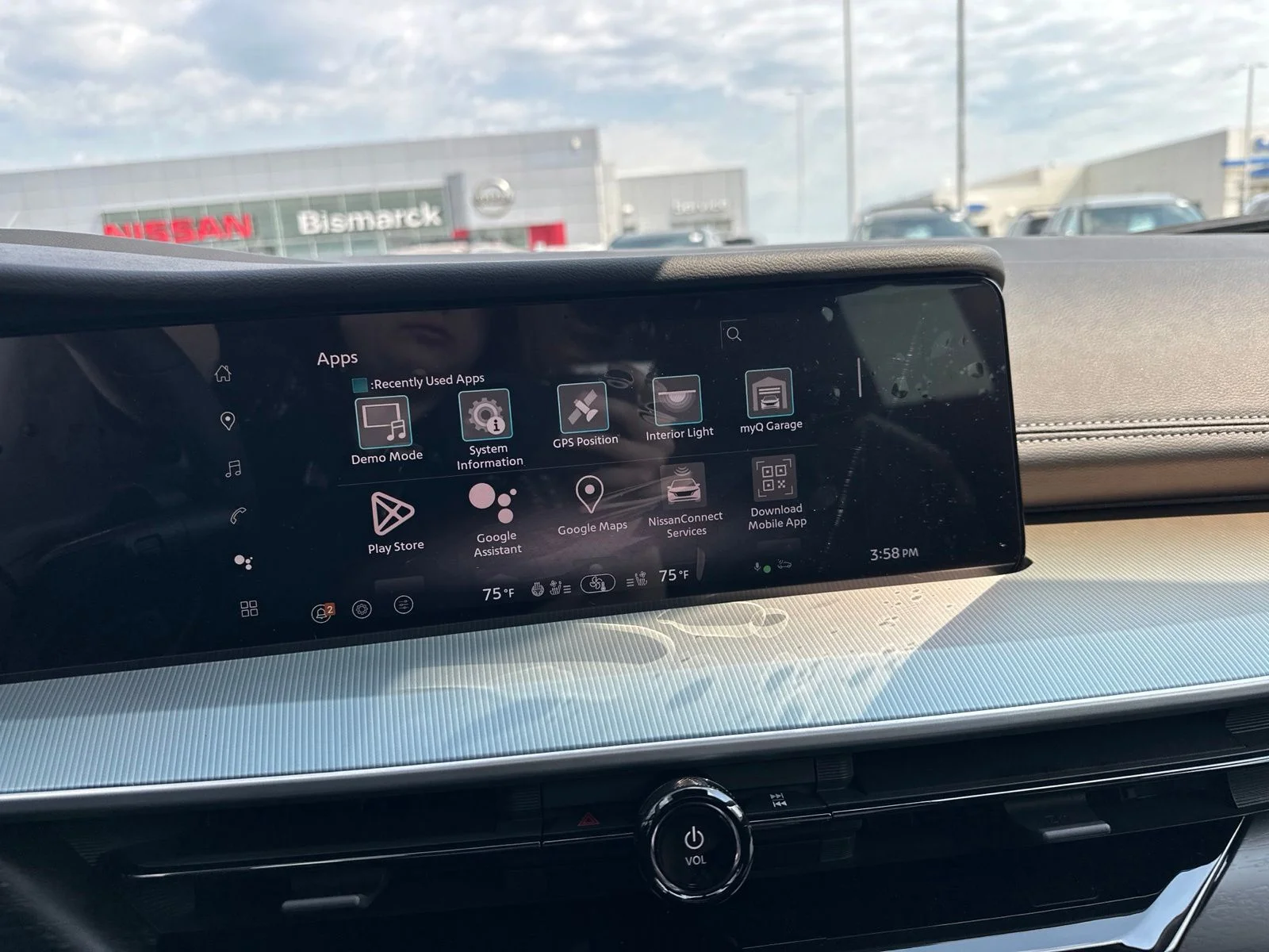 New 2026 Scarlet Ember Tintcoat Nissan Platinum image 55