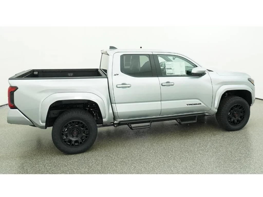 New 2026 Celestial Silver Metallic Toyota SR5 image 32