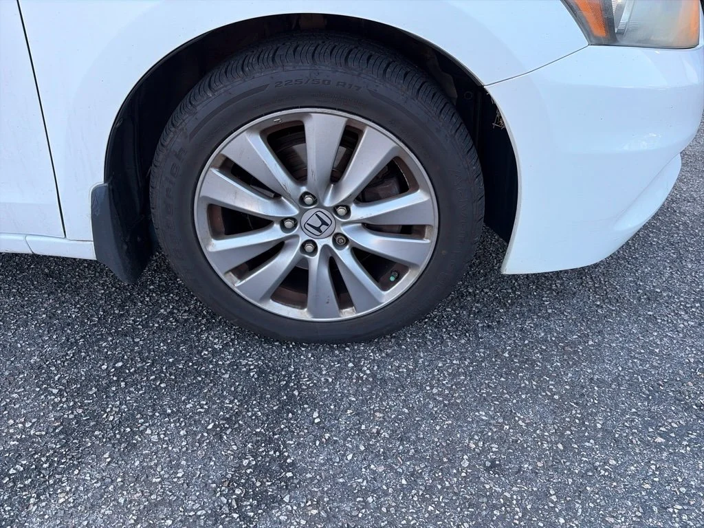 Used 2012 White Honda EX-L image 7