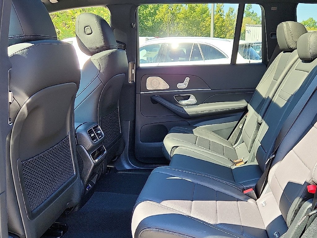 New 2027 Obsidian Black Metallic Mercedes-Benz GLS 450 image 25