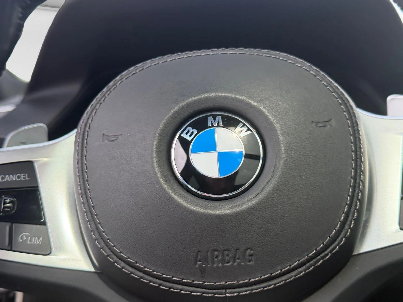 Used 2022 Carbon Black Metallic BMW M50i image 25