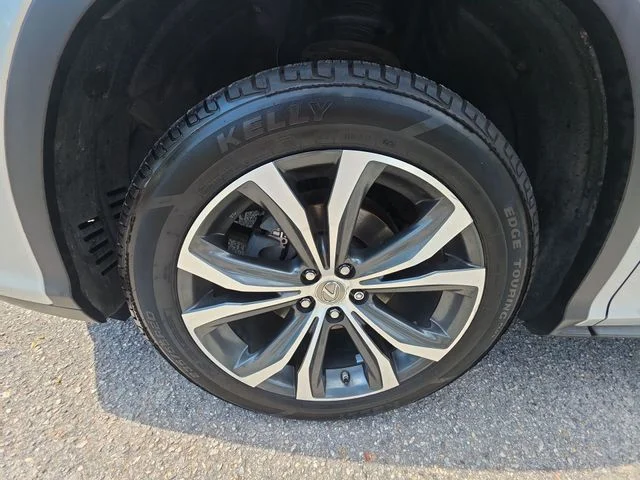 Used 2017  Lexus 350 image 10