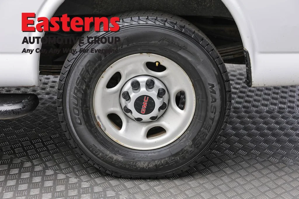 Used 2019 White GMC Work Van image 8