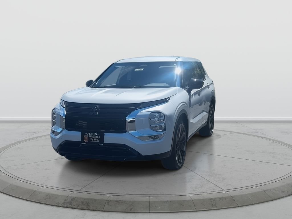 New 2026 WHT DIAMOND Mitsubishi LE image 2