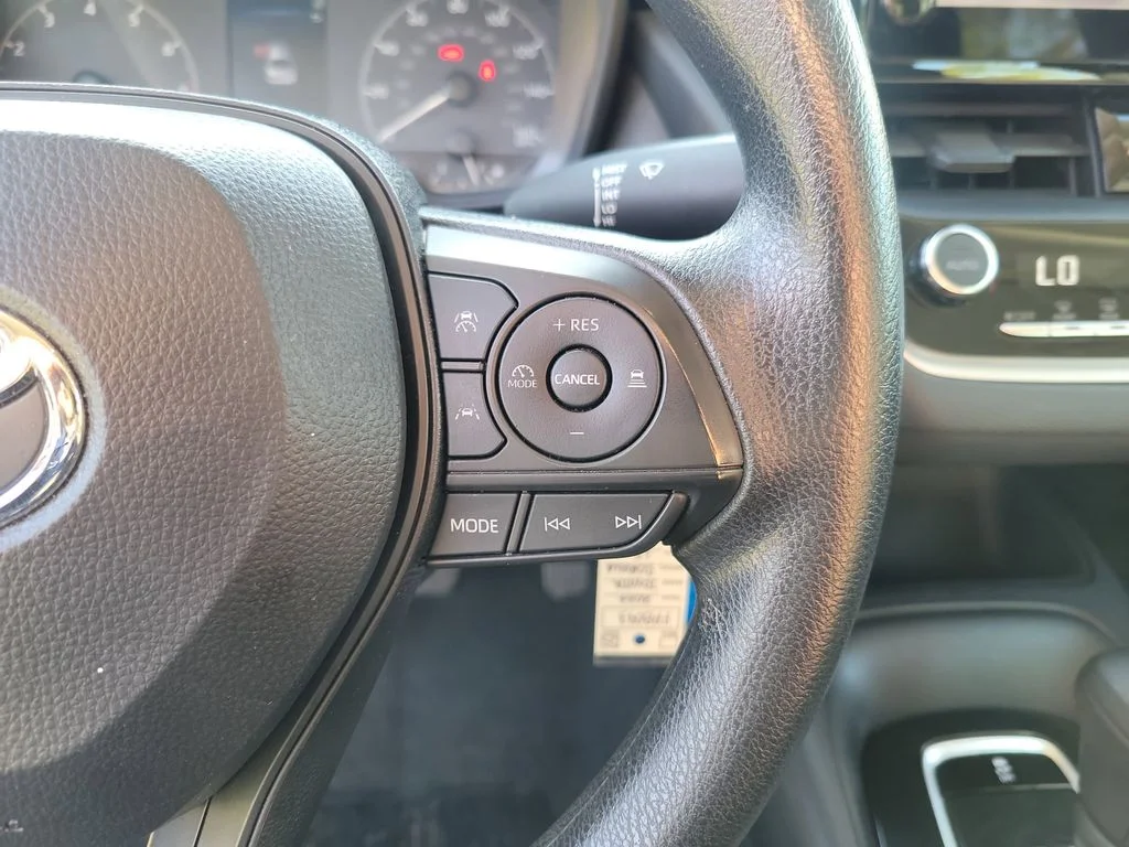 Used 2024 Ice Toyota LE image 18