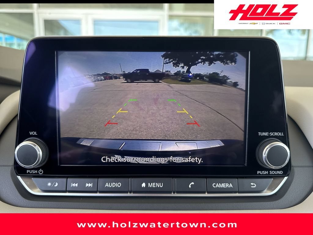 Used 2024 Black Nissan SV Intelligent AWD image 16