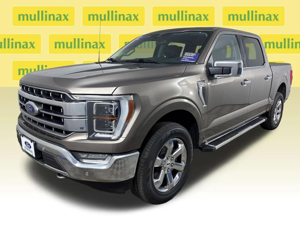 Certified Used 2023  Ford Lariat image 14