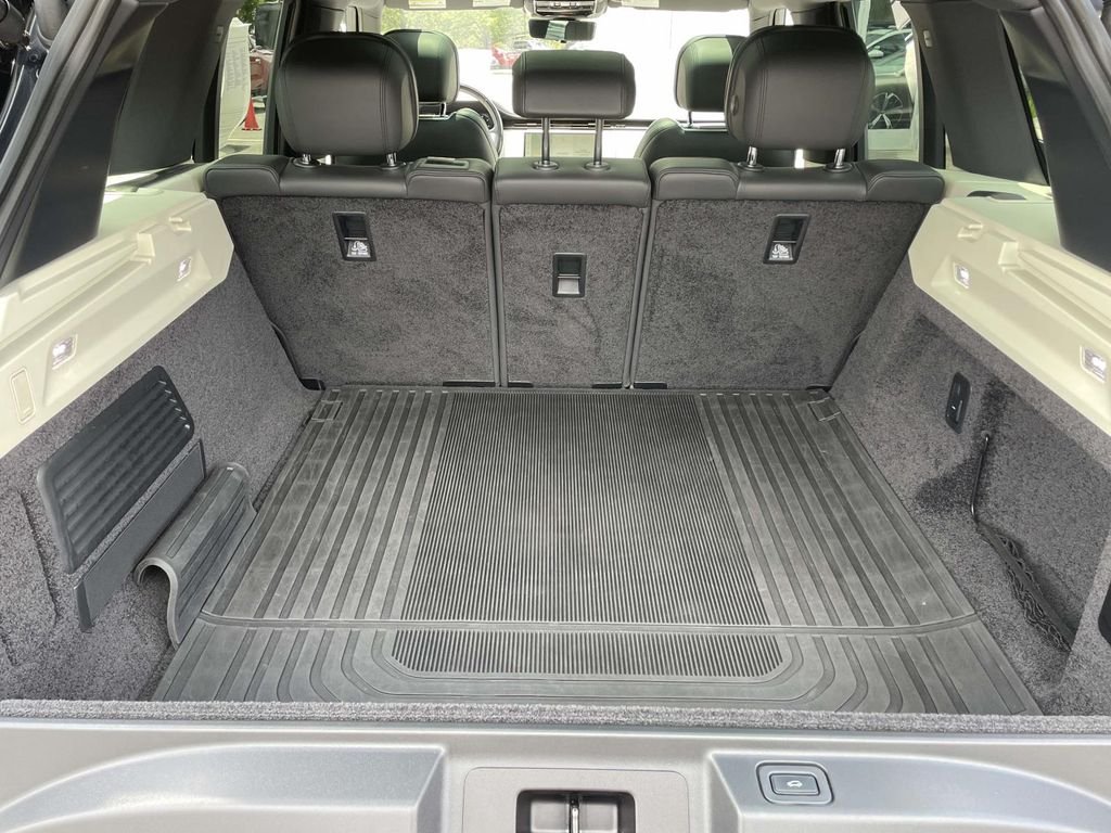 2023 Land Rover Range Rover SE - Photo 17