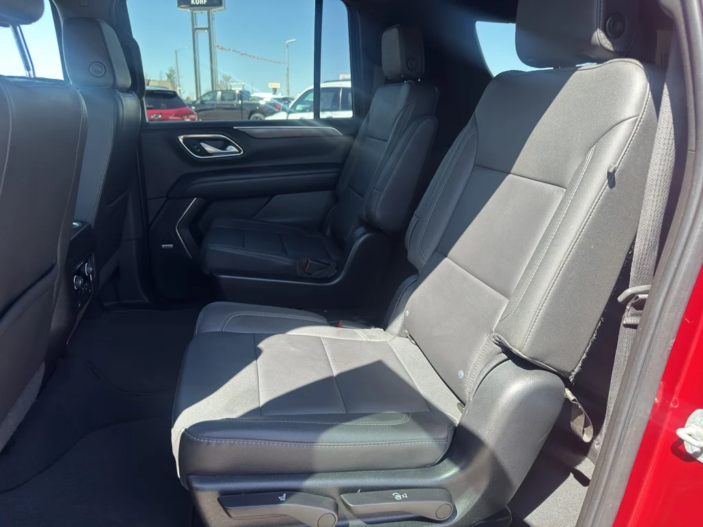 Used 2022 Cherry Red Tintcoat Chevrolet Z71 image 14