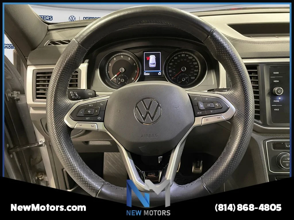 Used 2021 Pyrite Silver Metallic Volkswagen 3.6L V6 SE w/Technology R-Line image 12