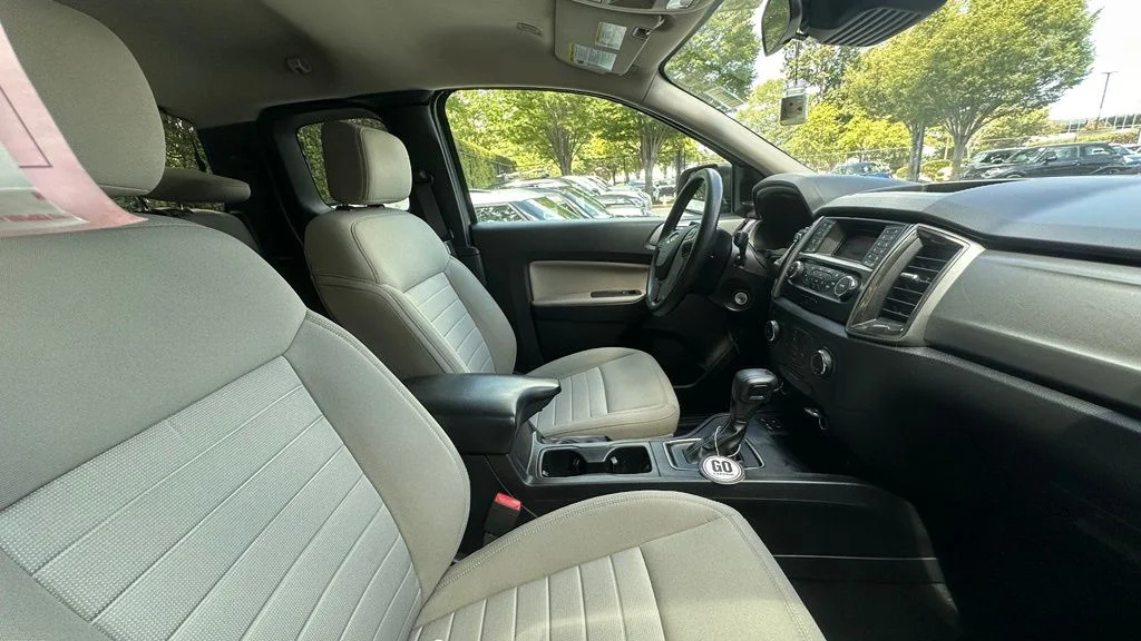 Used 2019 Magnetic Metallic Ford XLT image 5