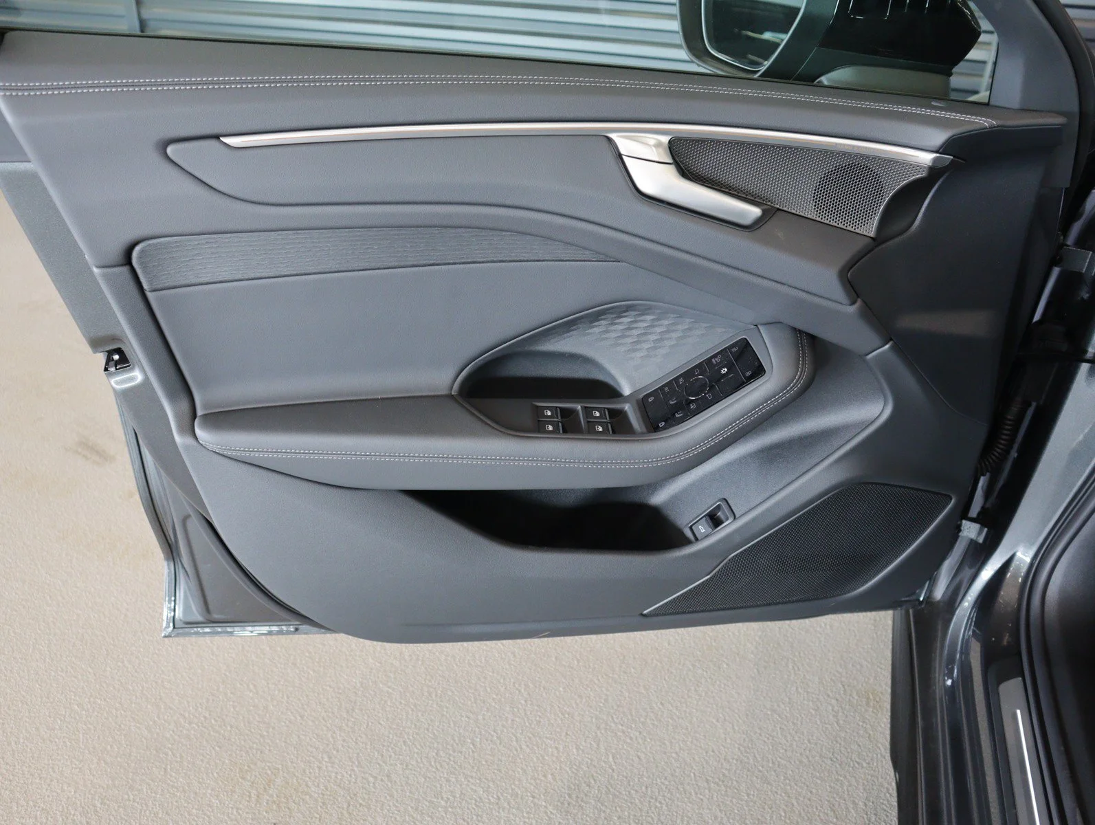 New 2026 Daytona Gray Pearl Effect Audi Premium Plus image 26