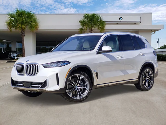 New 2026 BMW X5 xDrive40i With Navigation &amp; AWD