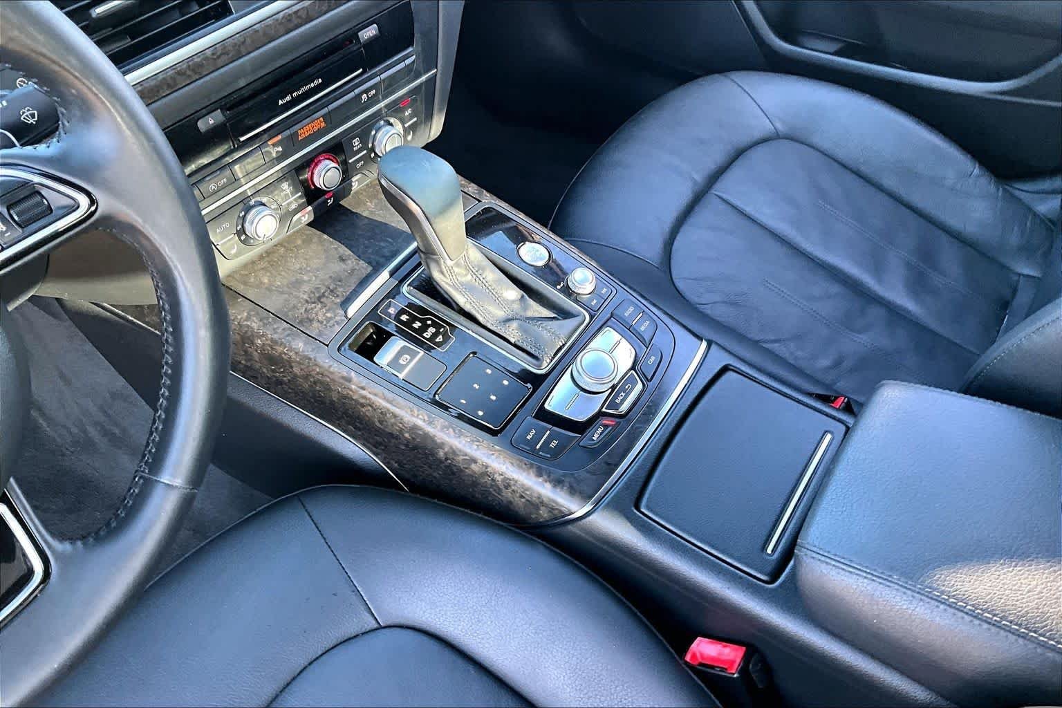 Used 2017 Brilliant Black Audi Premium image 17
