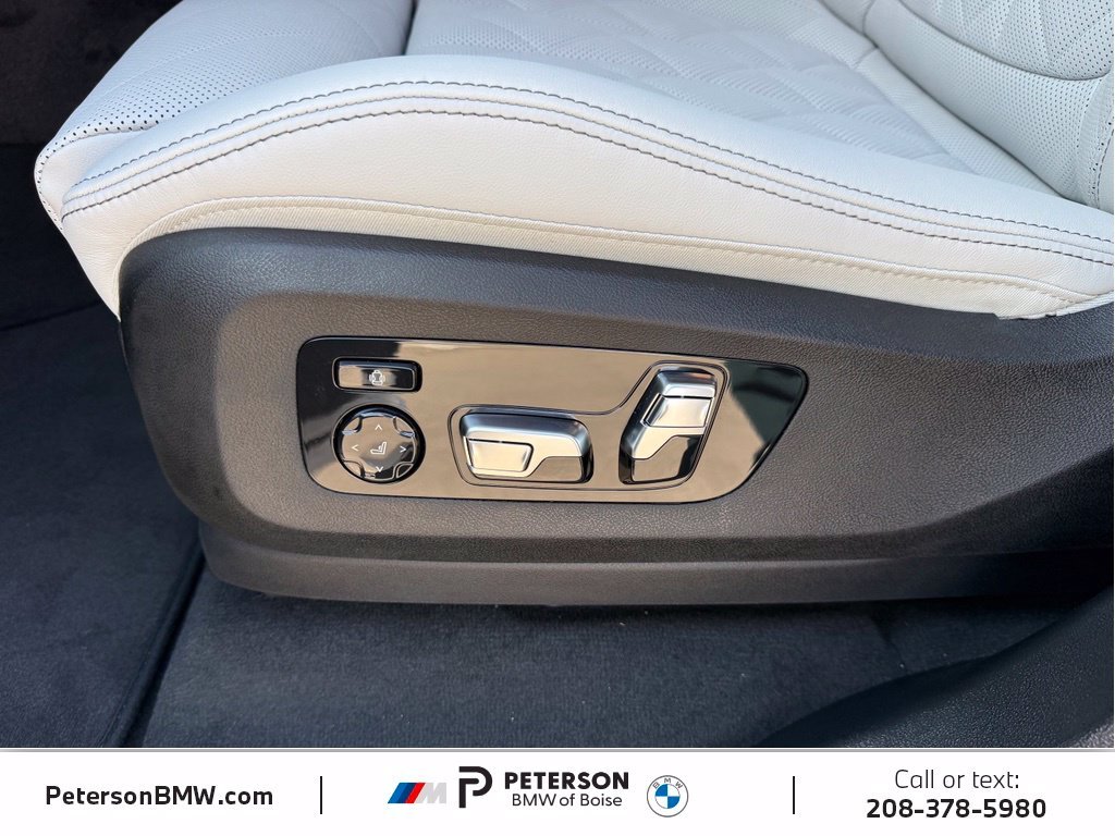 New 2026 Alpine White BMW M60i image 26