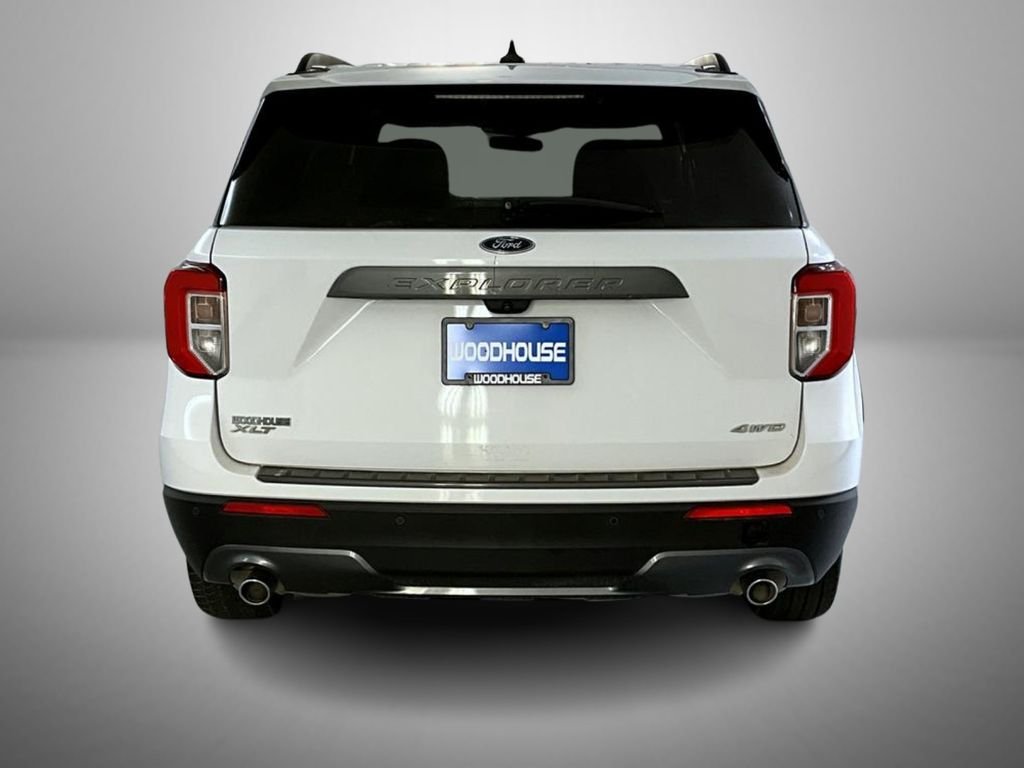 Used 2021 White Ford XLT image 6