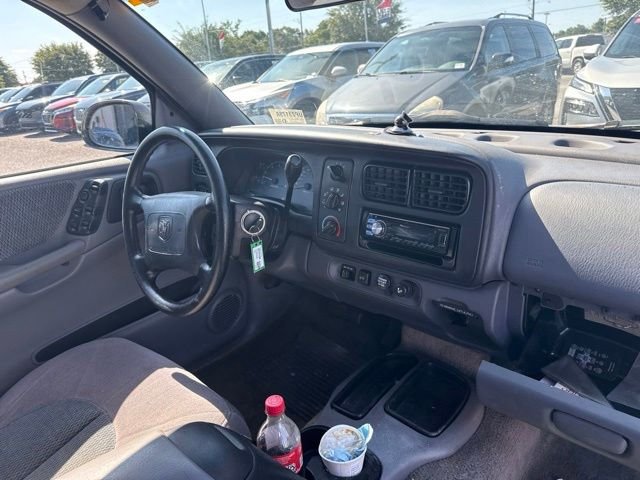 Used 1999  Dodge Base image 13