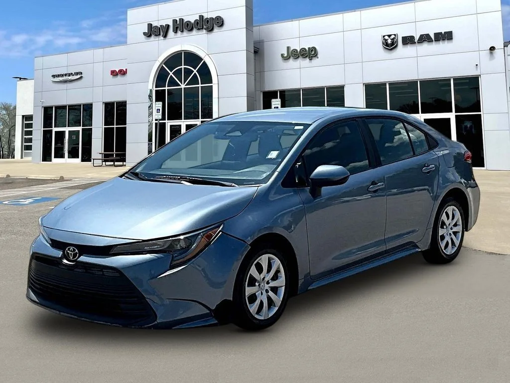 Used 2023 Blue Toyota LE image 3
