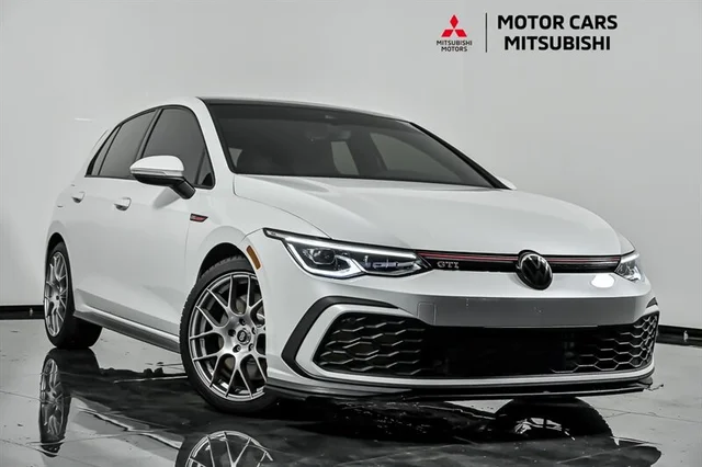 2023 Volkswagen Golf GTI SE