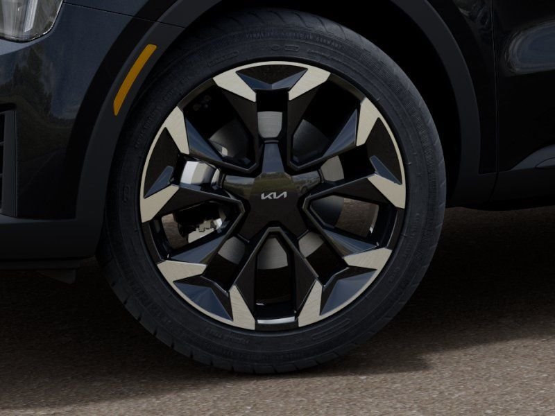 New 2026 Gray Kia EX image 9