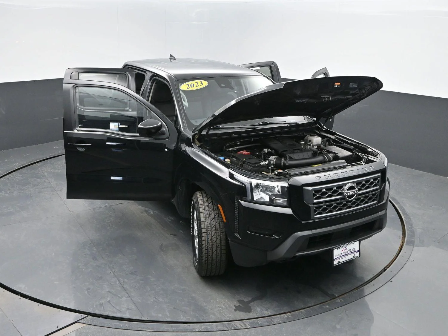 Used 2023  NISSAN  image 38
