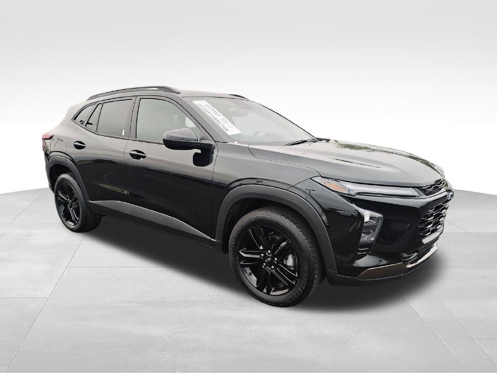 Used 2025 Black Chevrolet ACTIV image 9