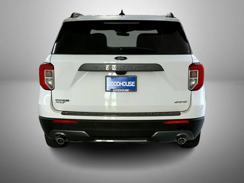 Used 2021 White Ford XLT image 6