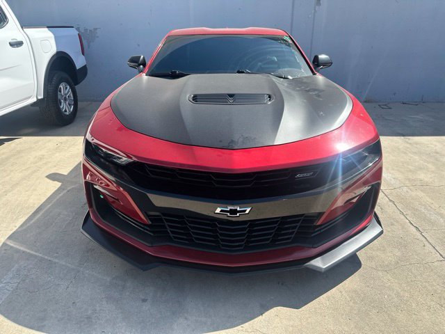 Used 2019 Red Chevrolet SS image 3
