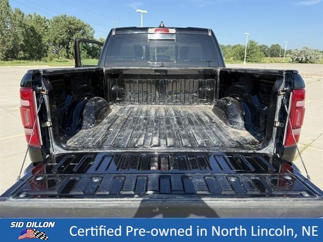 Used 2022 Diamond Black Crystal Pearlcoat Ram Laramie image 11
