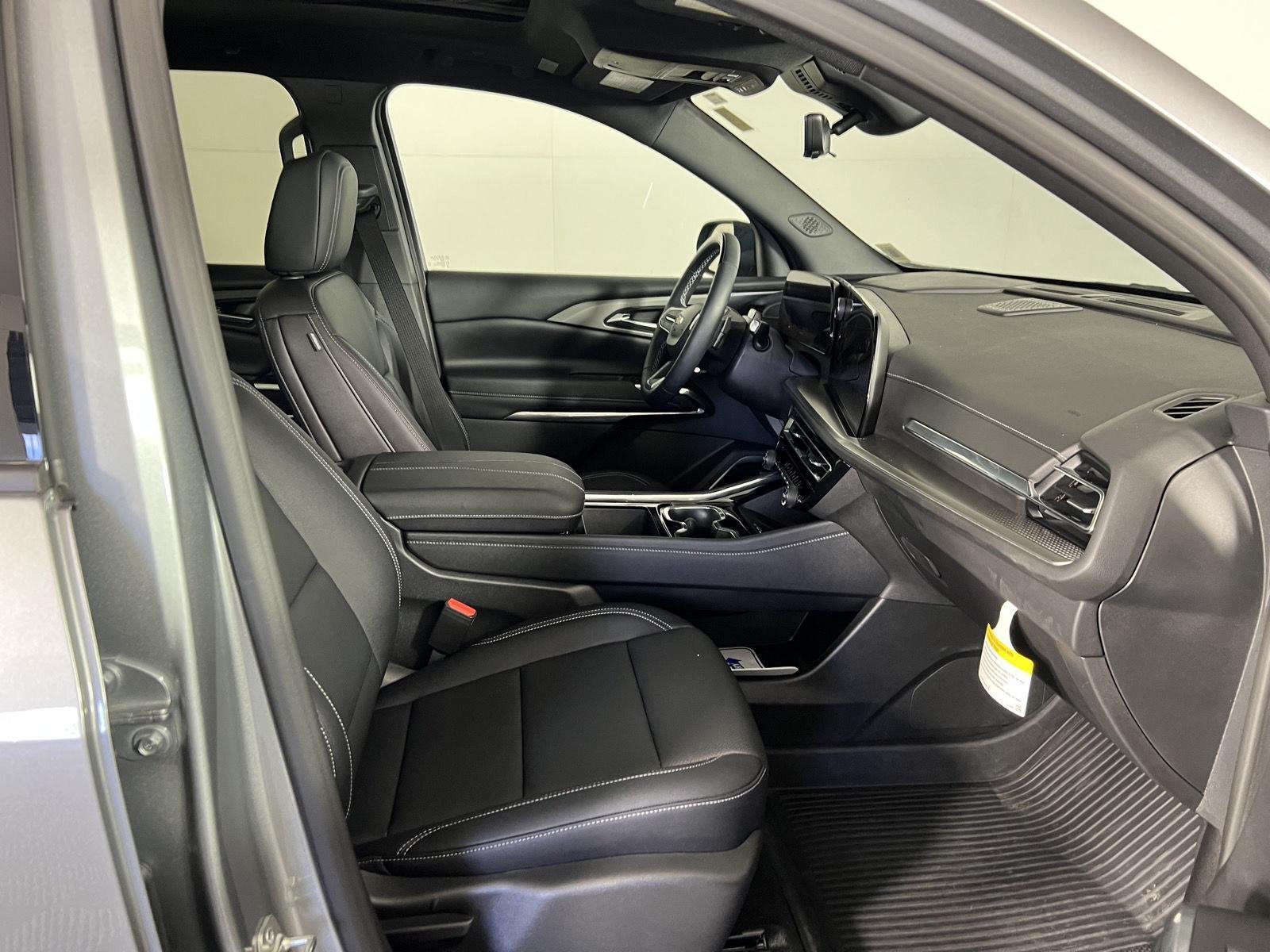 Used 2026 Sterling Gray Metallic Chevrolet LT image 5