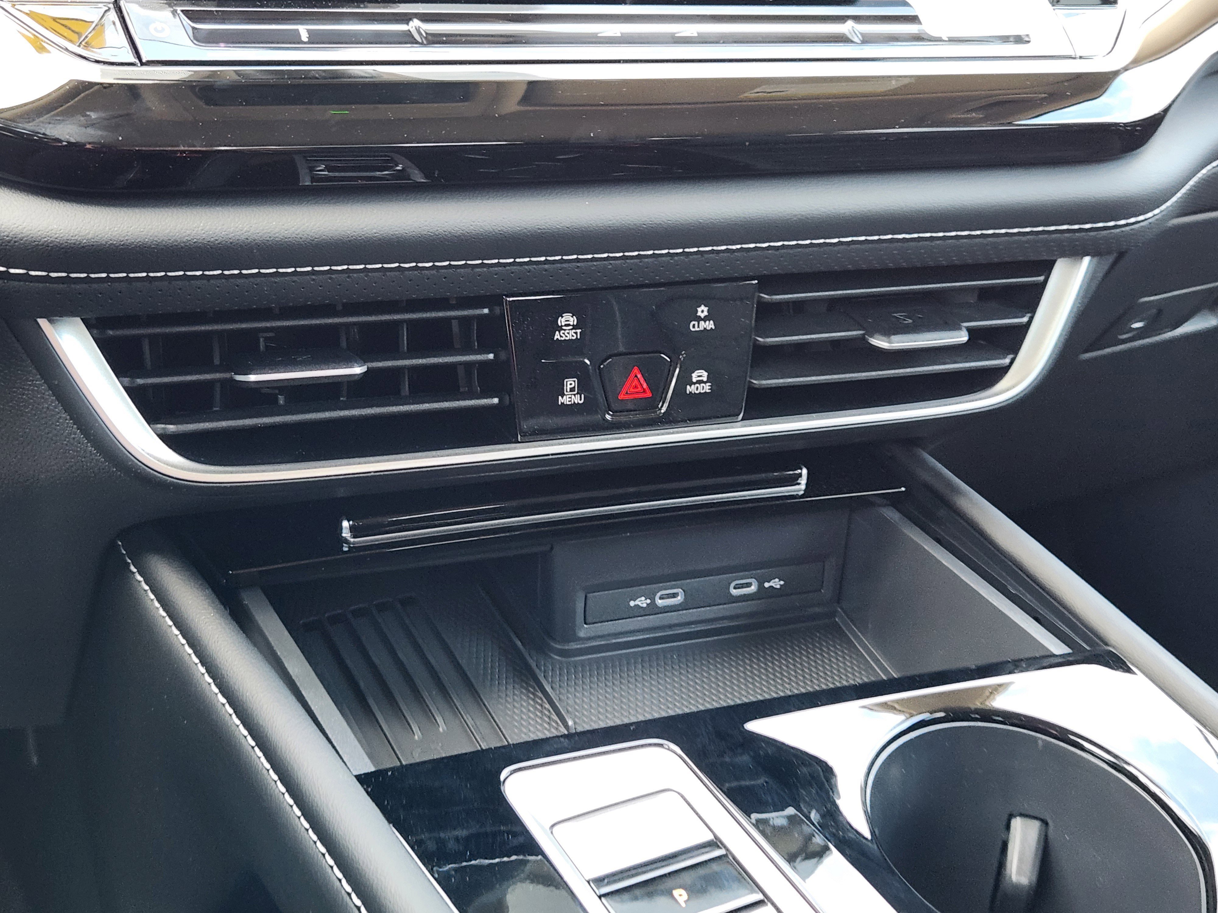 New 2026 Gray Volkswagen 2.0T SE w/Technology image 16