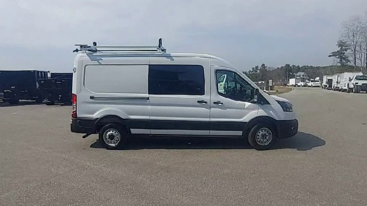 New 2026 Oxford White Ford Cargo Van image 14