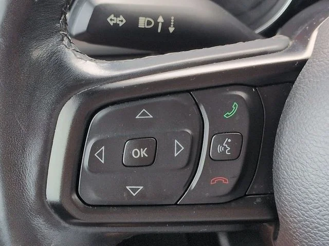 Certified Used 2020 Bikini Pearlcoat Jeep Unlimited Sport S image 23