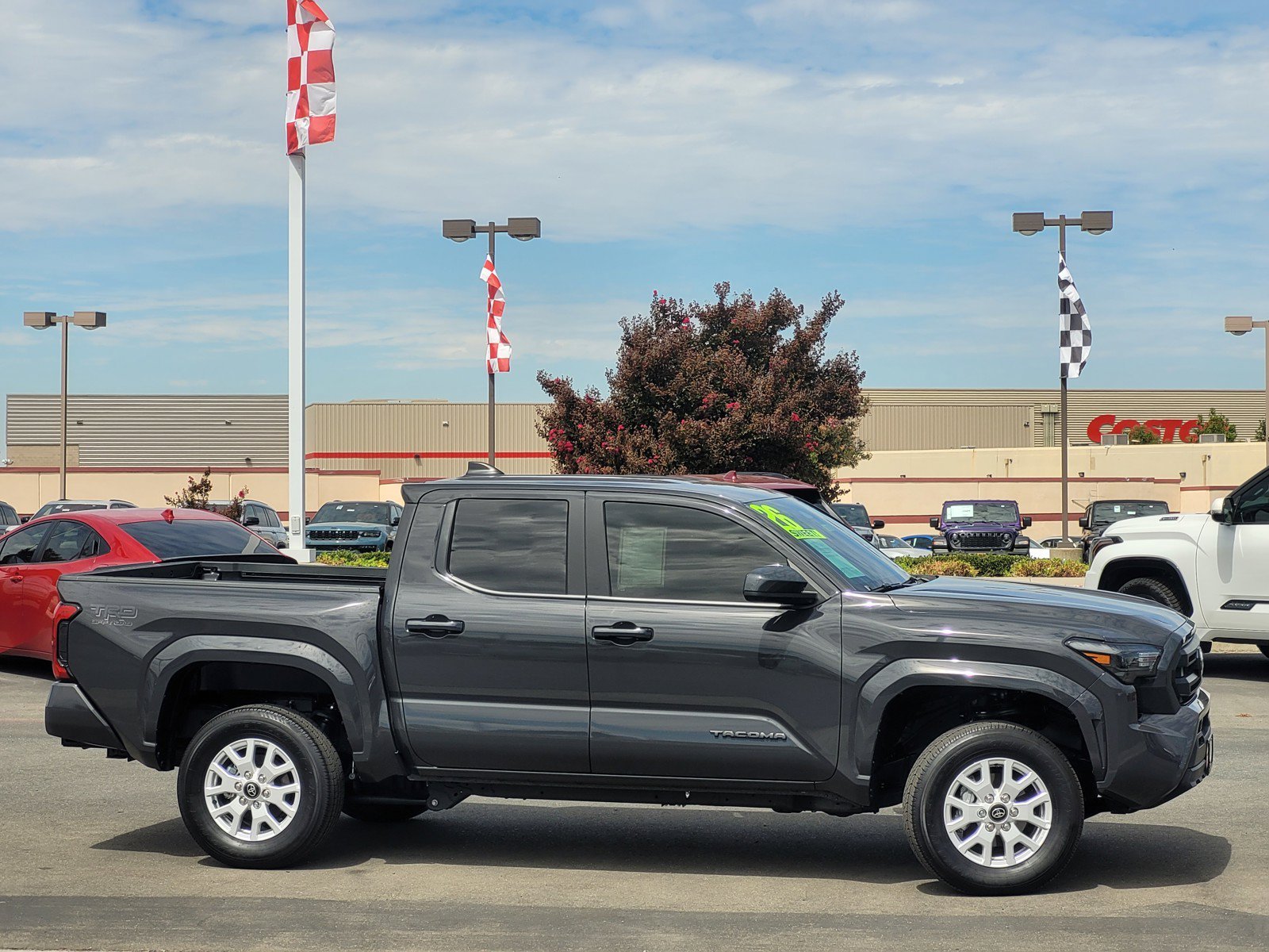 Used 2026  Toyota SR5 image 3