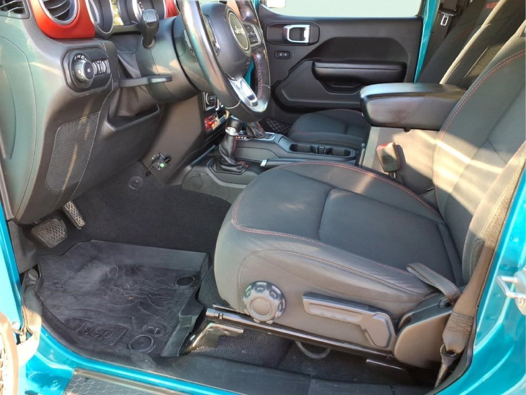 Used 2020 Teal Jeep Unlimited Rubicon image 20
