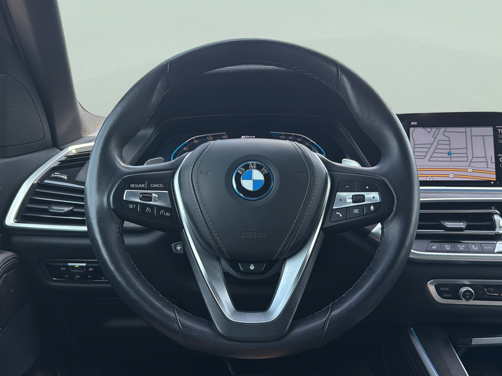 Used 2022 Dark Graphite Metallic BMW xDrive45e image 23