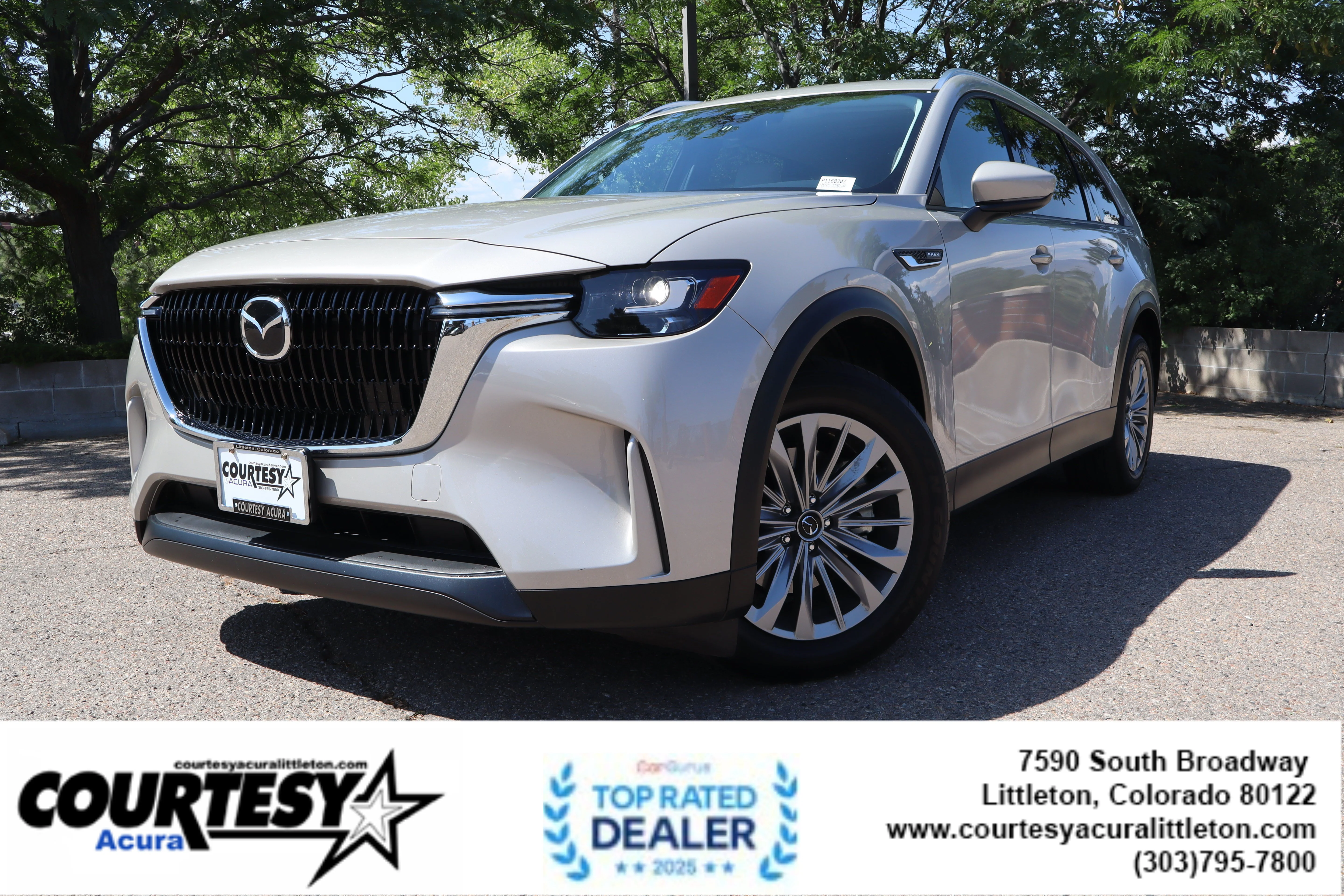 Used 2024 Platinum Quartz Mazda Preferred image 1