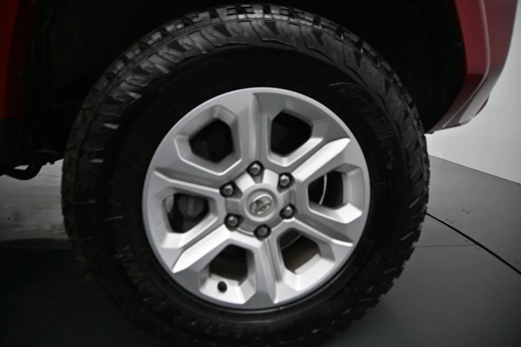 Used 2022 Red Toyota SR5 image 10