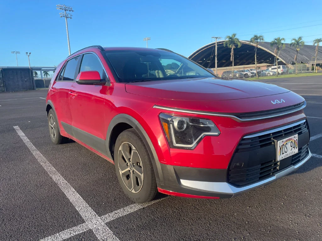 Used 2023 Red Kia EX image 2
