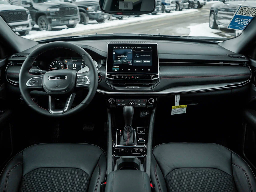 2026 Jeep Compass Trailhawk - Photo 14