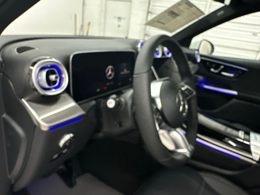 New 2027 Polar White Mercedes-Benz GLC 300 image 13