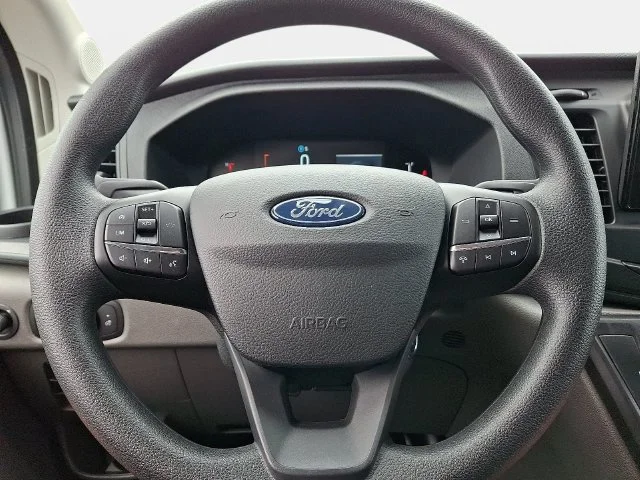 New 2026 Oxford White Ford XL image 12